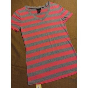 "rue21" Ladies Top - Size: Small (0555)